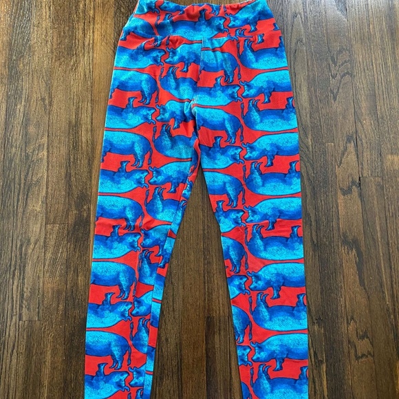 LuLaRoe Tween leggings - Pig Pattern - Picture 1 of 2
